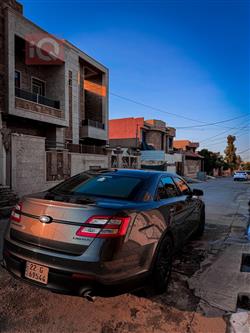 Ford Taurus